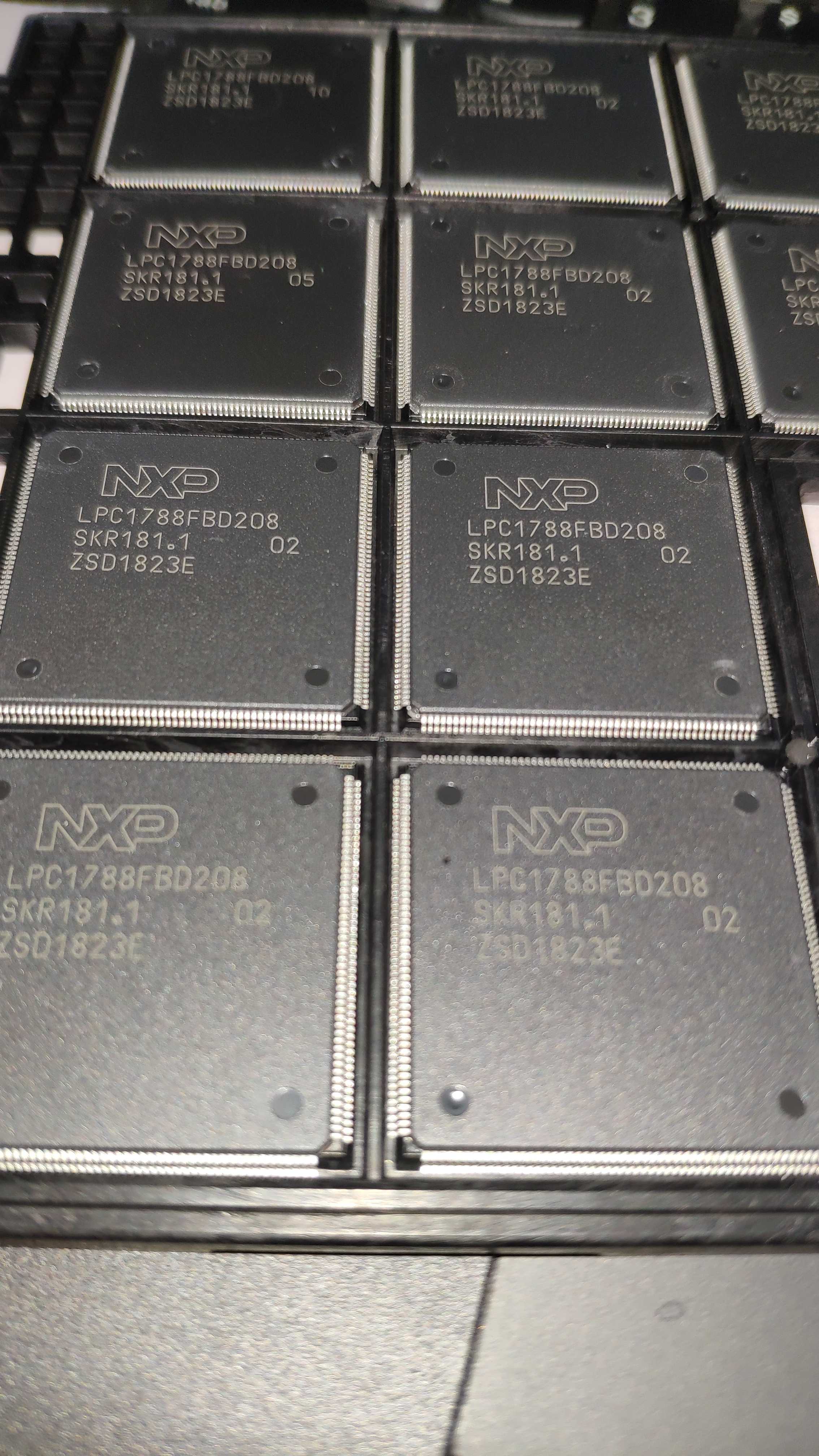 LPC1788FBD208 LPC1788   LQFP208 ARM微控制器单片机芯片 全新