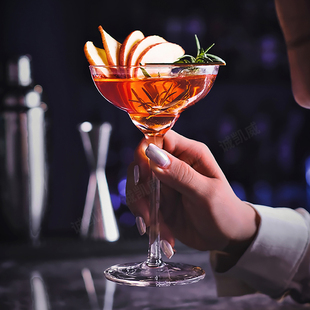 玛格丽特杯创意鸡尾酒杯马天尼玻璃杯酒吧特调酒杯子网红气泡酒杯