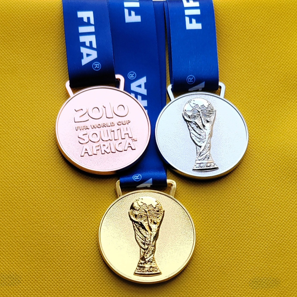 2010西班牙2014世界杯德国阿根廷梅西球迷纪念品金银铜色模型奖牌
