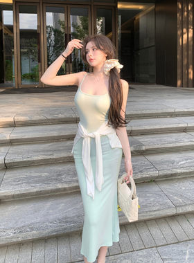 纯欲性感超显身材紧身收腰包臀裙