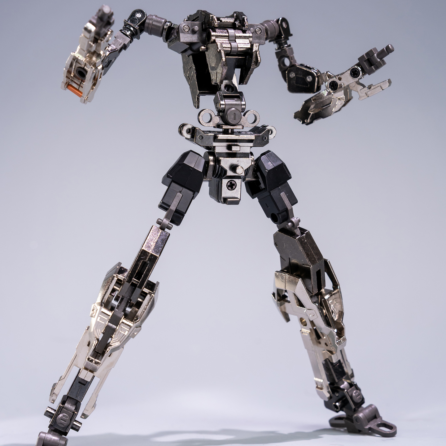 铁创合金骨架适用MG大班8829模型