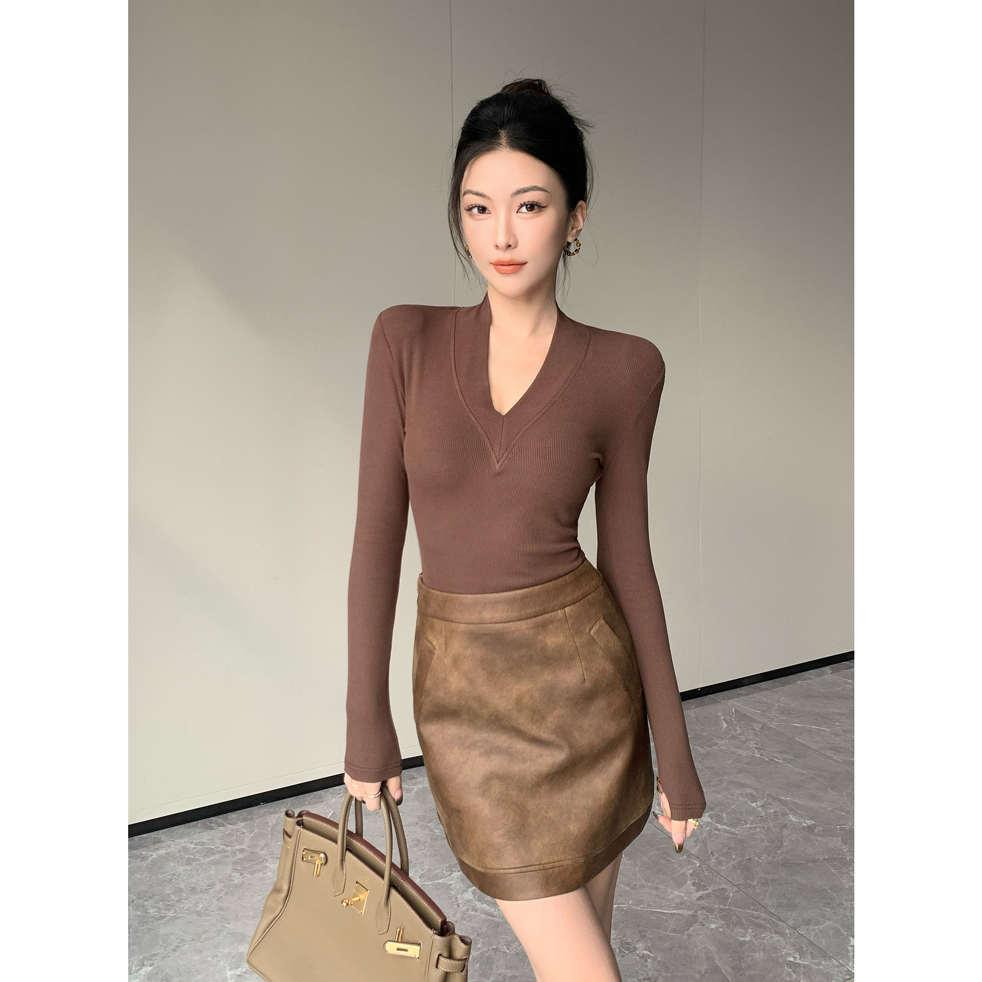 秋冬成熟风御姐气质修身针织衫