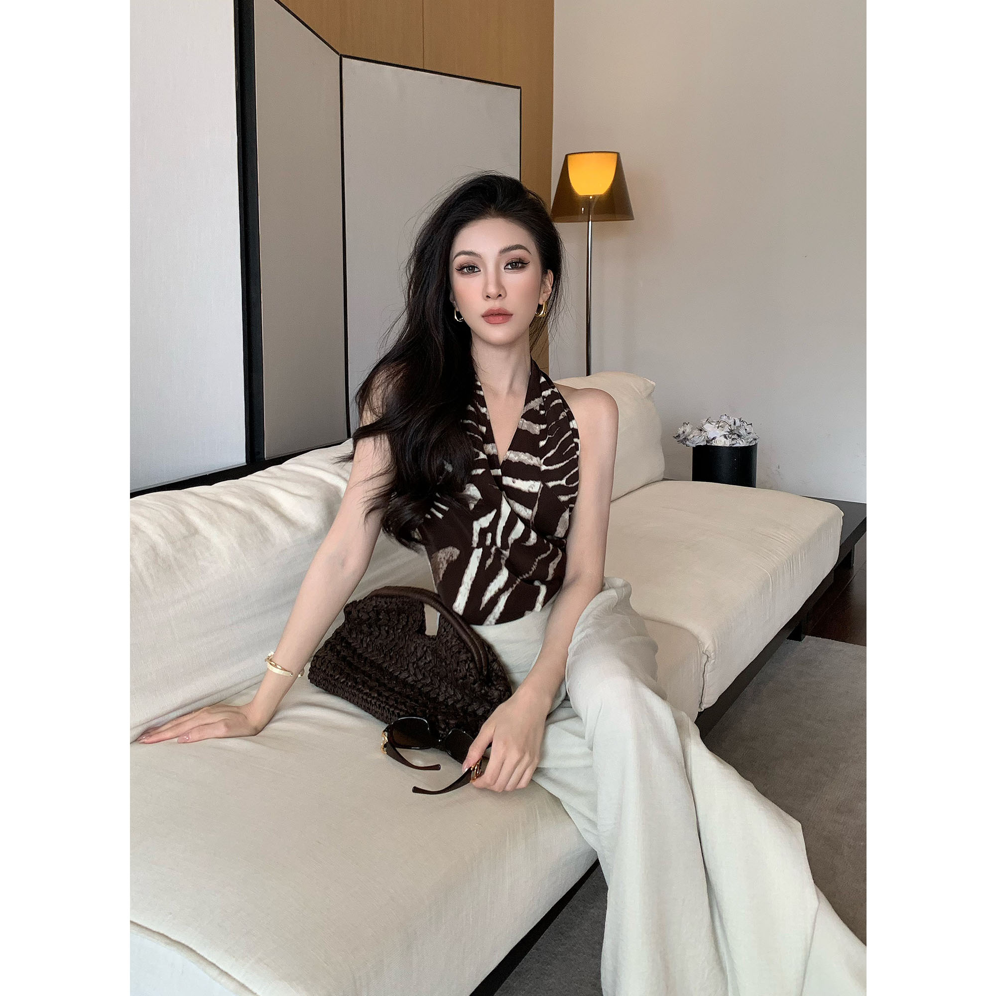 显瘦时尚度假风设计感休闲女上衣图片