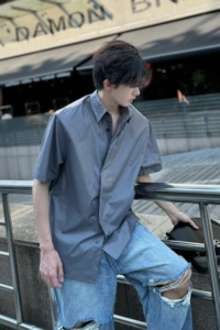 C316 CS11167 P58 夏装新款短袖衬衫科技感时尚衬衣银灰色男百搭图片