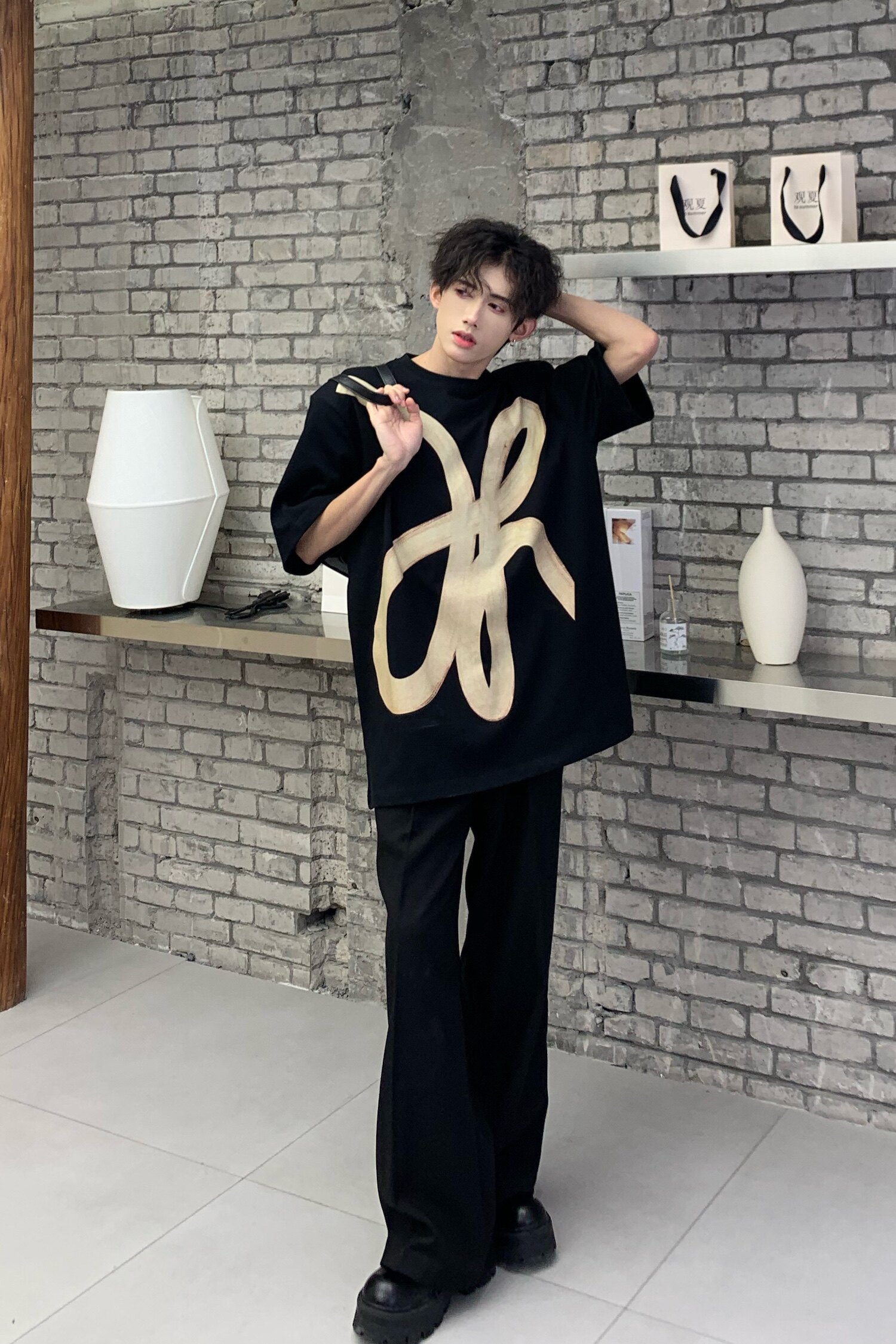 C316T846P38春夏新款短袖T恤宽松黑色个性时尚垫肩tee潮,男装T恤,电商C316