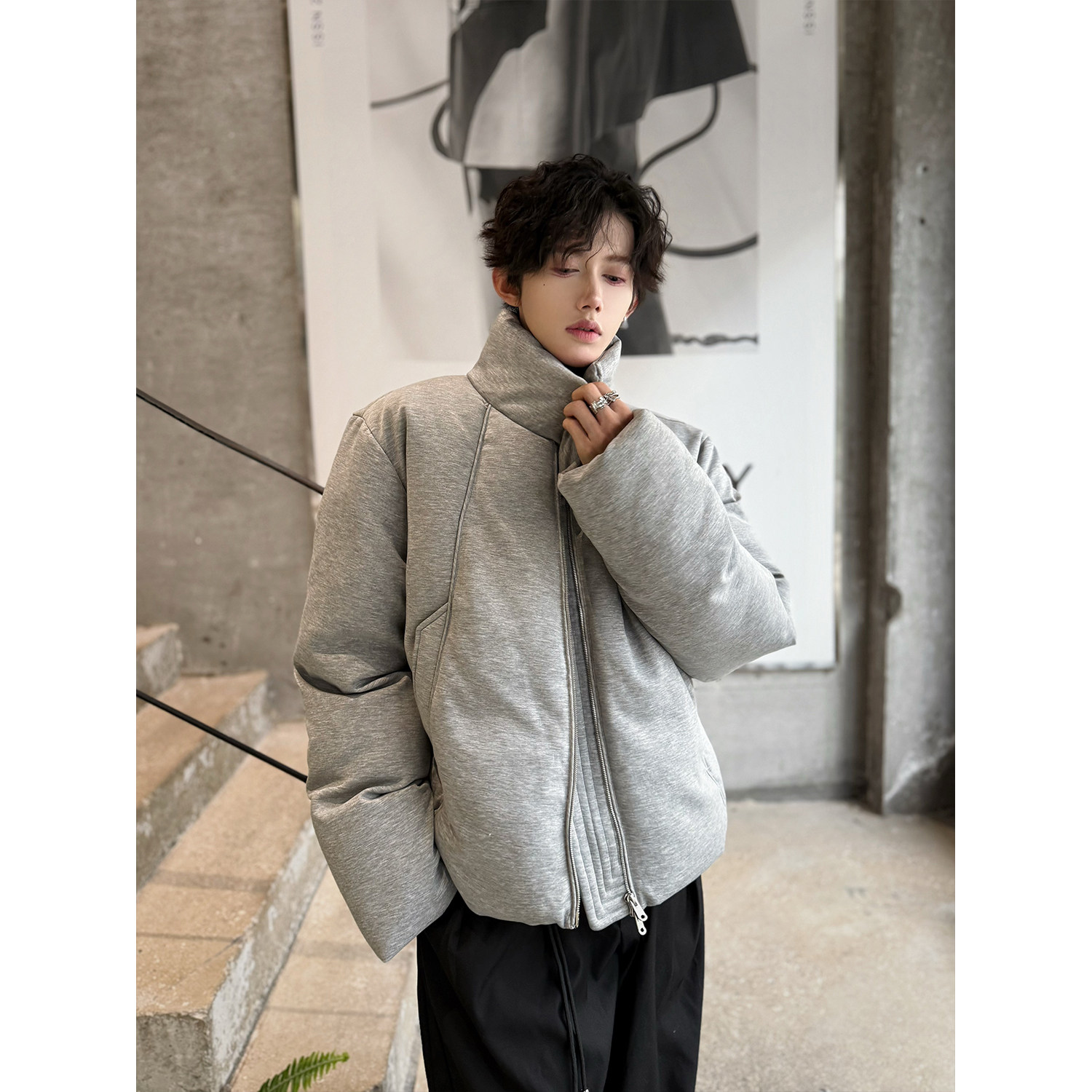 C316MY1120P138冬装新款灰色棉服时尚短袖外套结构设计棉袄,男装棉衣,电商C316