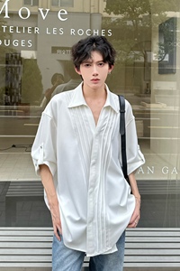 斜门襟白色短袖衬衫男痞帅高级感夏季冰丝衬衣发型师潮牌男模穿搭图片