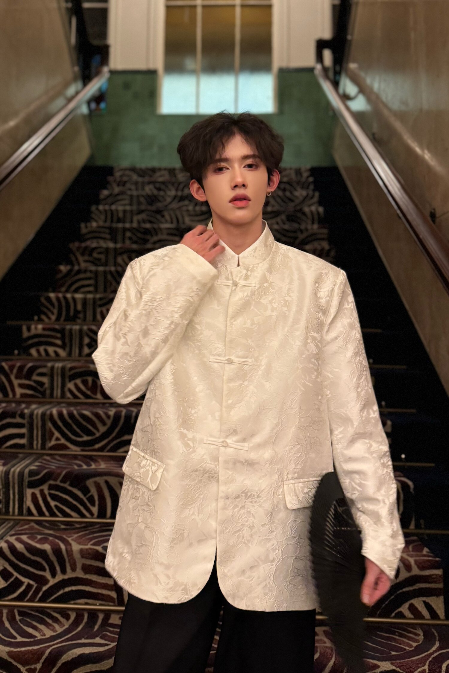 C316XZ854P158198春夏新款新中式时尚刺绣西服外套黑白,男装西服,电商C316