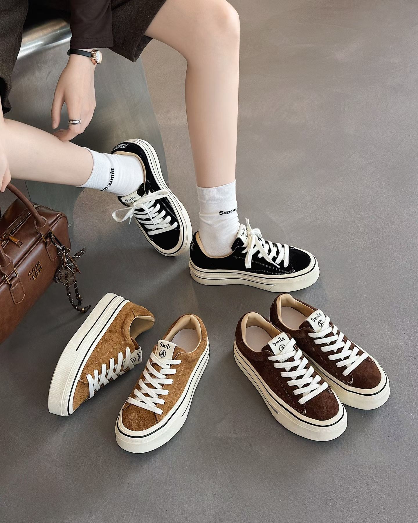 时尚真皮厚底板鞋女2025秋季新款韩版百搭圆头复古休闲运动鞋单鞋