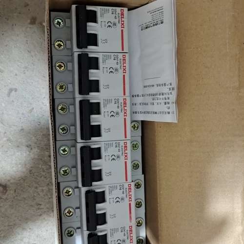 议价西型断路器DZ47-63 C16的带包装一共52个询价