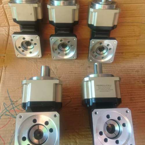 议价750w松冈精工直角行星减速机：速比1：60∥FR090询价