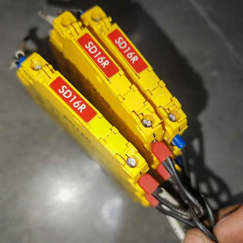 议价英国MTL信号浪涌保护器避雷器防雷栅   SD16R  实物询价