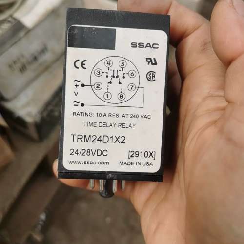 议价SSAS时间继电器TRM24D1X2，100一个，有3个询价