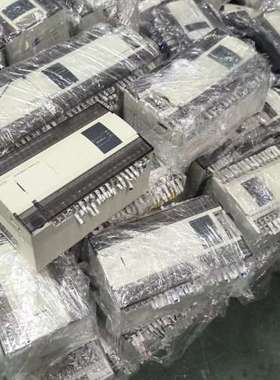 议价PLC XC2-42T-E，实物拍摄，功能完好。成色漂亮询价