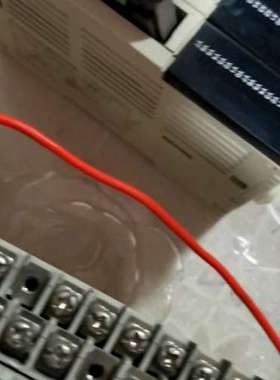 议价FX2N-48MT-001，，接电试机正常，询价