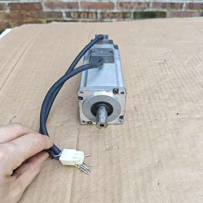 适用伺服电机MHMD042P1T，400W，带刹车，成色如图议价