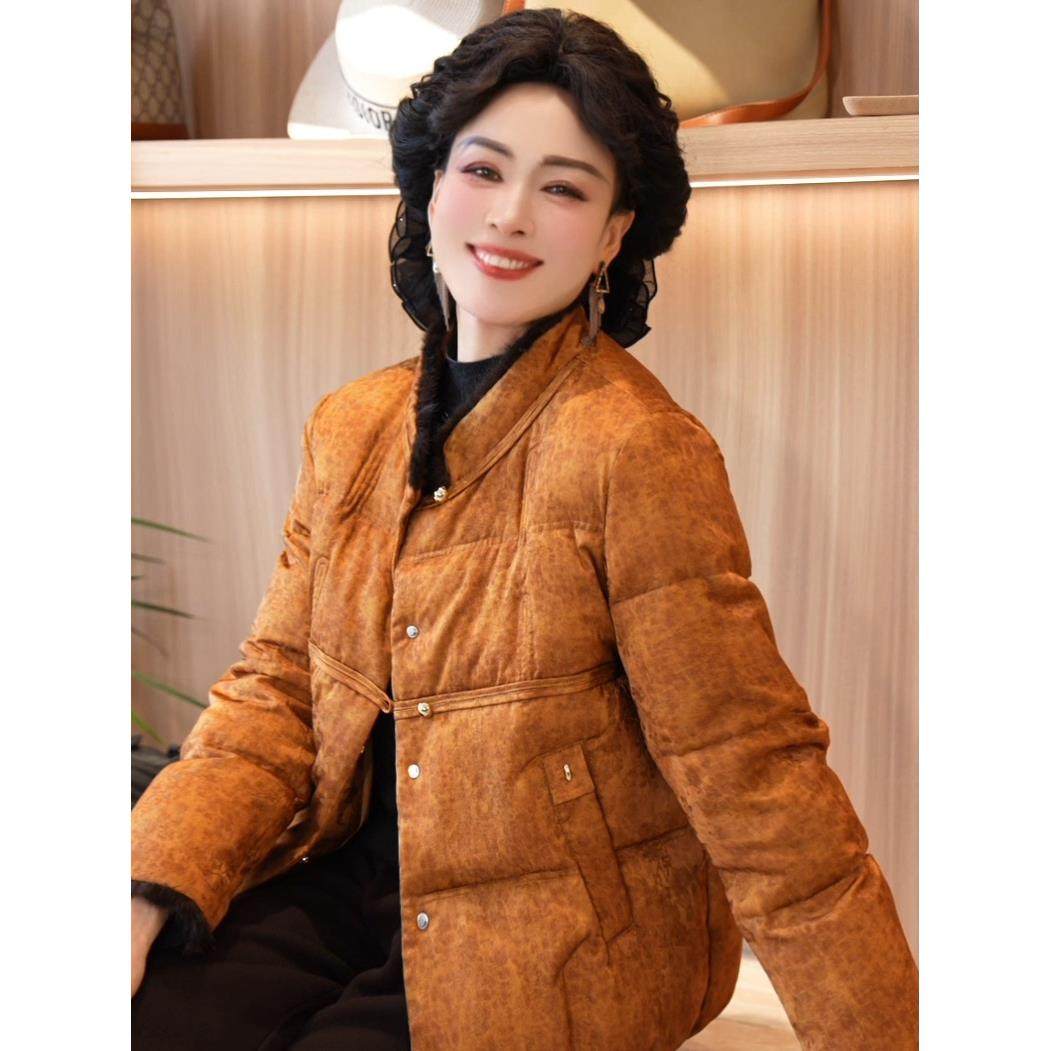 2025新款妈妈装气质冬装白鸭绒羽绒服年货中年女装保暖冬季外套