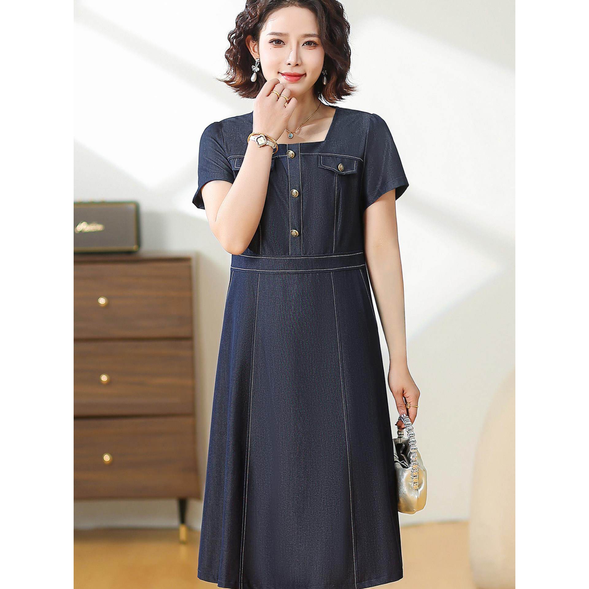 时尚优雅方口领牛仔连衣裙女2026夏新款收腰显瘦中长款短袖A字裙