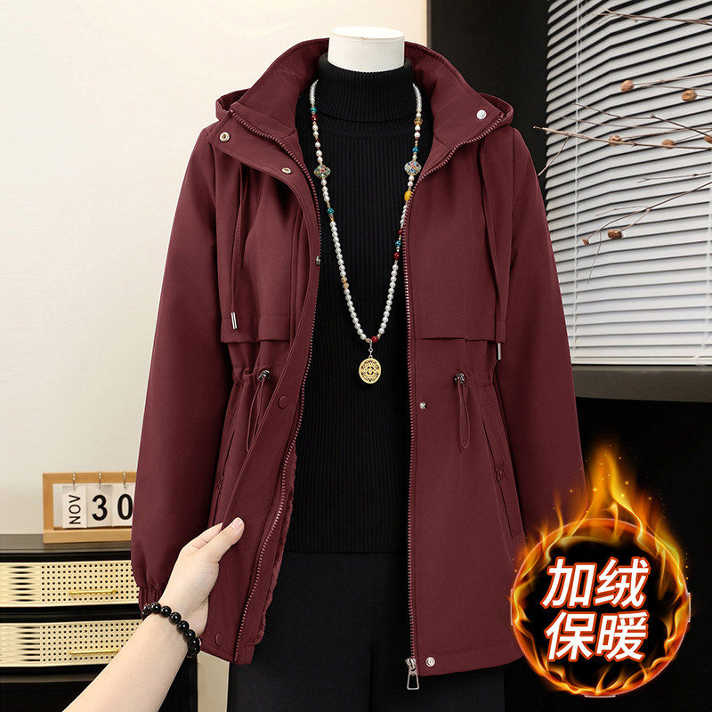 洋气妈妈秋冬外套加绒加厚休闲风衣中长款2026新款中老年女装冬装