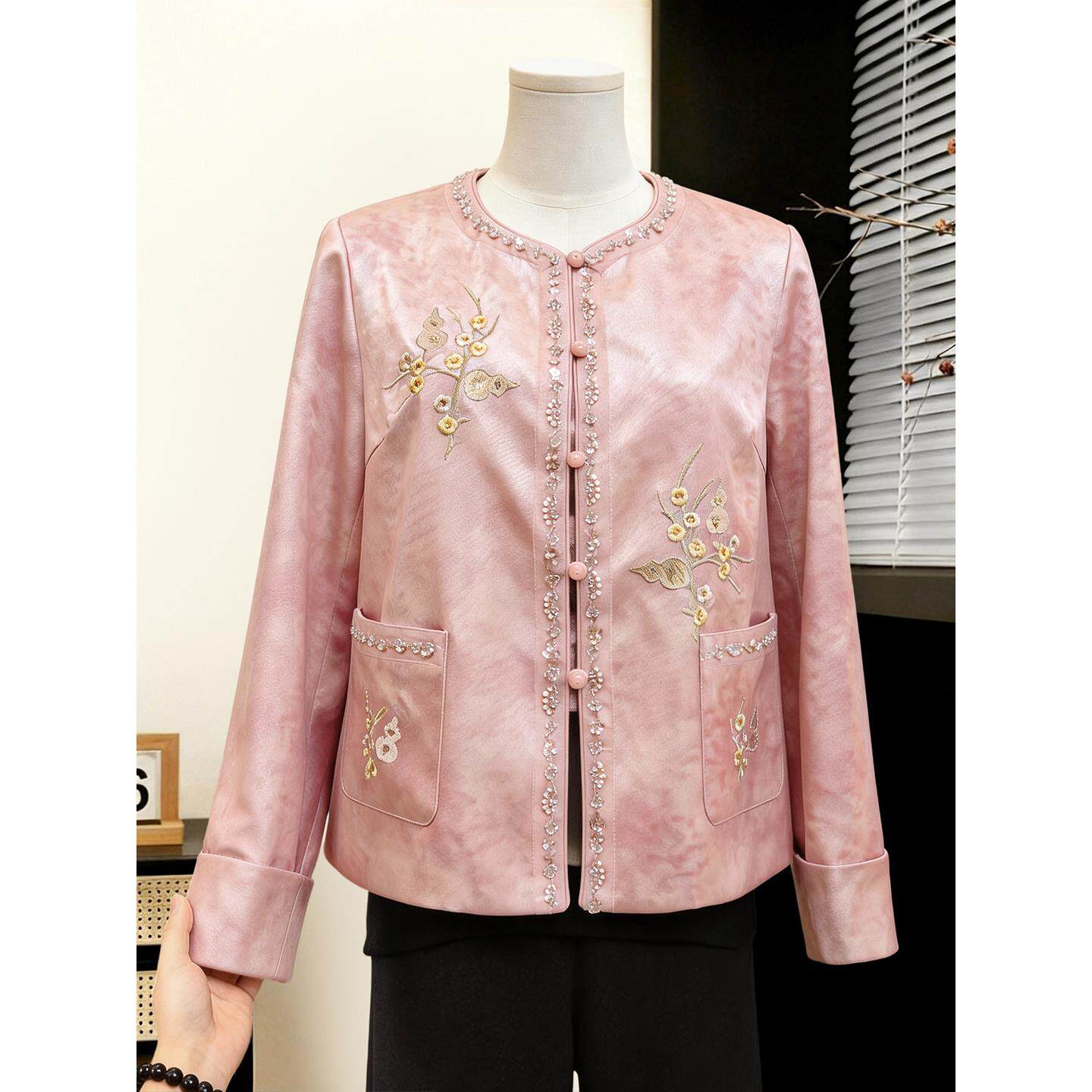 今年的妈妈新款外套新中式国风中老年女装春装阔太太洋气高贵上衣