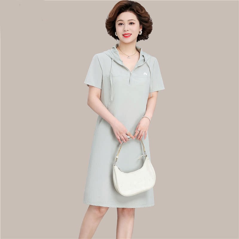2026夏季新款连帽短袖连衣裙女中老年妈妈装宽松时尚洋气休闲裙子