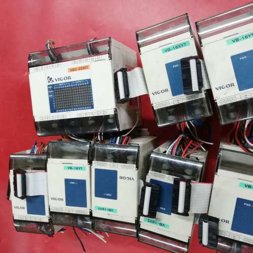 二手拆机 PLC控制器 VB2-32MT-DI 成色漂亮现货