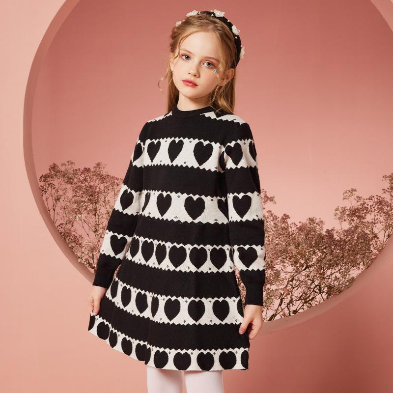 ABCKIDS | 女童连衣裙2023秋装儿童可爱爱心图案中大童针织连衣裙