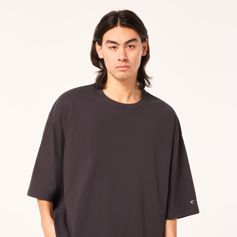 Oakley欧克利2025年新款时尚户外运动休闲圆领T恤FOA406369