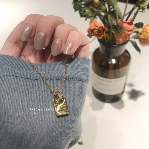 韩国钛钢锆石字母不掉色锁骨链