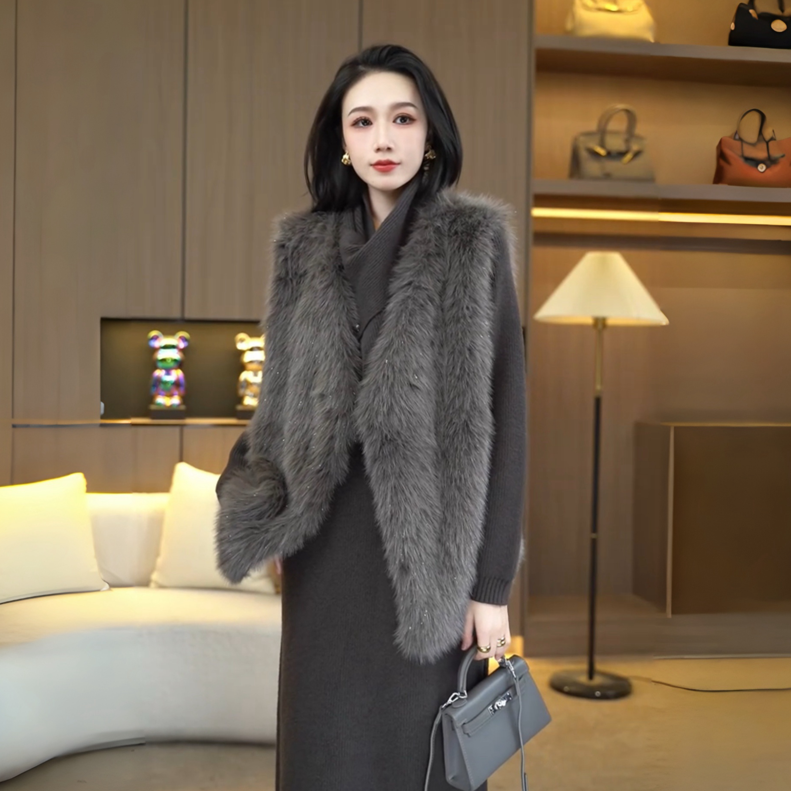 李思桐2025秋冬季洋气时髦坎肩毛茸茸女款外穿时尚毛毛马甲7368