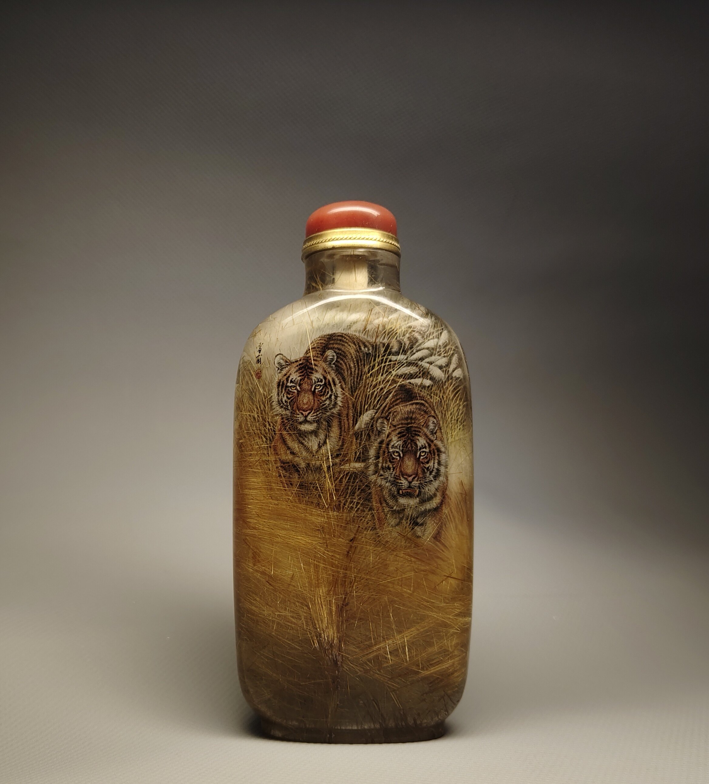 天然水晶鼻烟壶内画名家雪岗老虎作品收藏升值商务外事礼品