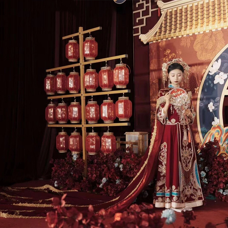 新中式婚庆道具红灯笼屏风路引汉唐婚礼布置铁艺灯笼背景架子摆件
