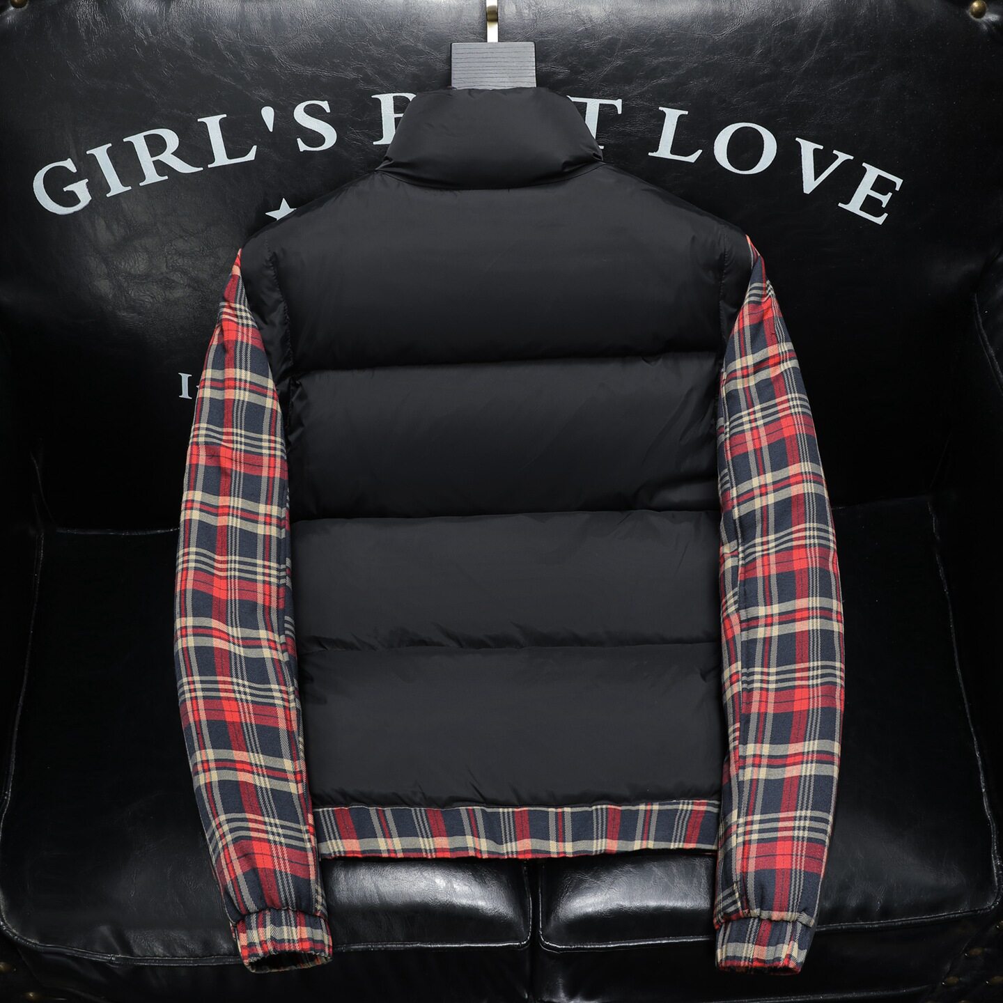 2025秋冬装90%绒连帽羽绒服男钱塘6006-5117-P330沙发图,男装羽绒服,钱塘6006(原3029)