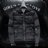 2025秋冬装90%绒连帽羽绒服男钱塘6006-5527-P350沙发图，男装羽绒服，钱塘6006(原3029)