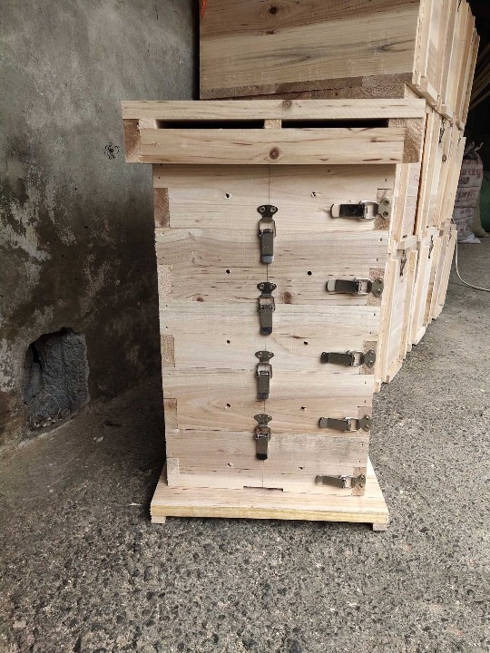 刺杉木蜂箱中蜂格子箱全观察门格子箱土养箱诱蜂箱木板内径27.5cm