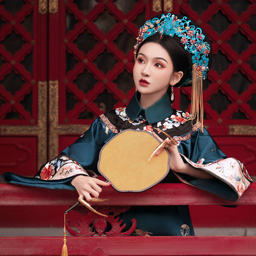 绣花清朝摄影皇后妃子古装实拍