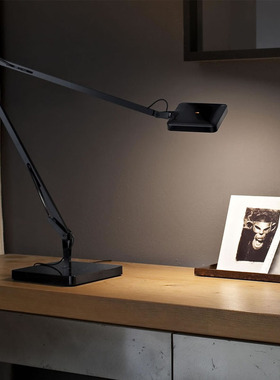 夏盟SUMMER极简现代机械臂自由上下旋转调节办公学习台灯540T2灯