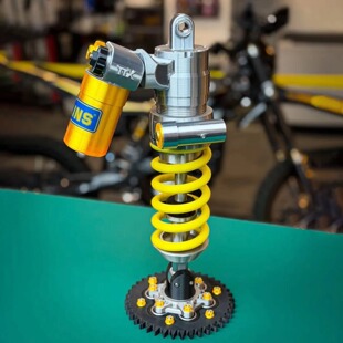 跨境新款 Suspension Shock Absorber Desk Lamp 悬挂避震器台灯