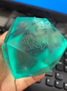 溜溜球大钻石带灯冰块麦芽糖方块捏捏乐解压玩具挤压球减压玩具