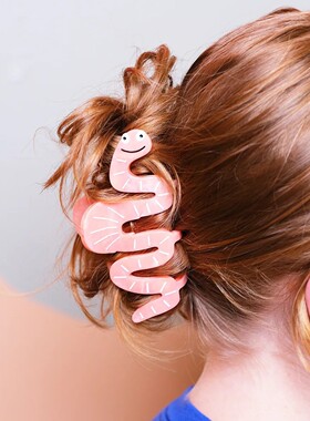 独立站新款 Worm Hair Claw Clip塑料时尚可爱虫毛爪夹女式鲨鱼夹