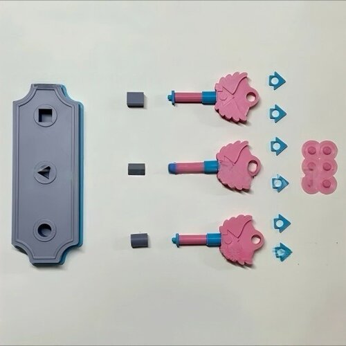 Korea Game Key and Lock Assembly 韩国游戏3钥匙和锁组件钥匙链