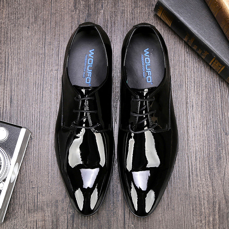 真皮男士英伦商务正装皮鞋黑色漆皮尖头系带男鞋亮面皮青年德比鞋
