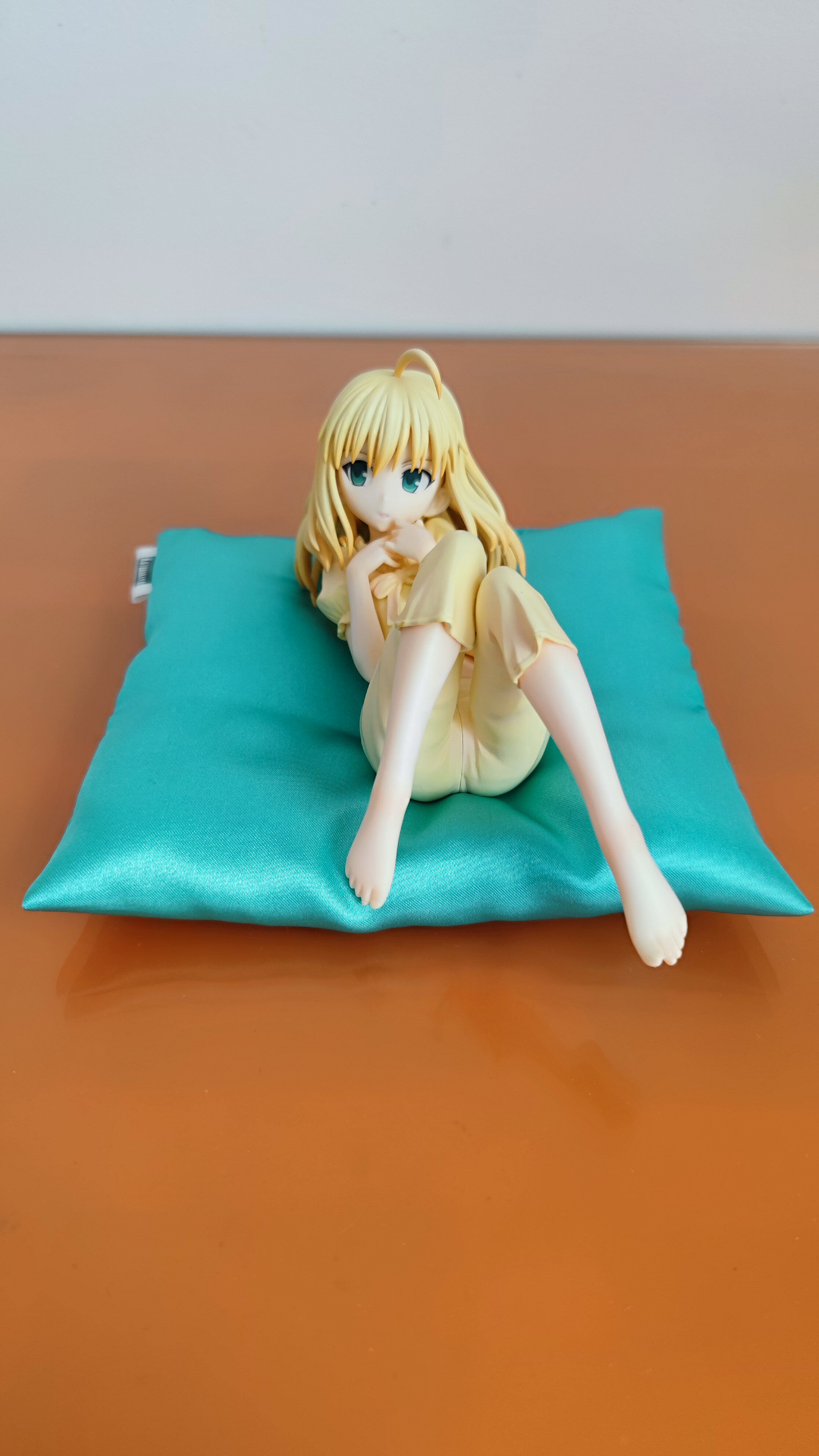 日版wing fate fgo zero saber 阿尔托莉雅睡衣 正版现货手办景品