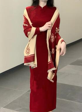 山茶花百搭气质红色小香风披肩搭旗袍裙子保暖双面围脖两用围巾女