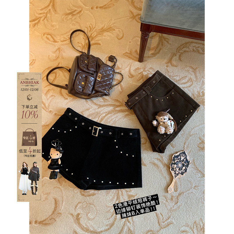 安妮不火 时髦腿精甜辣酷感铆钉短裤女微胖大码设计感高腰小短裤