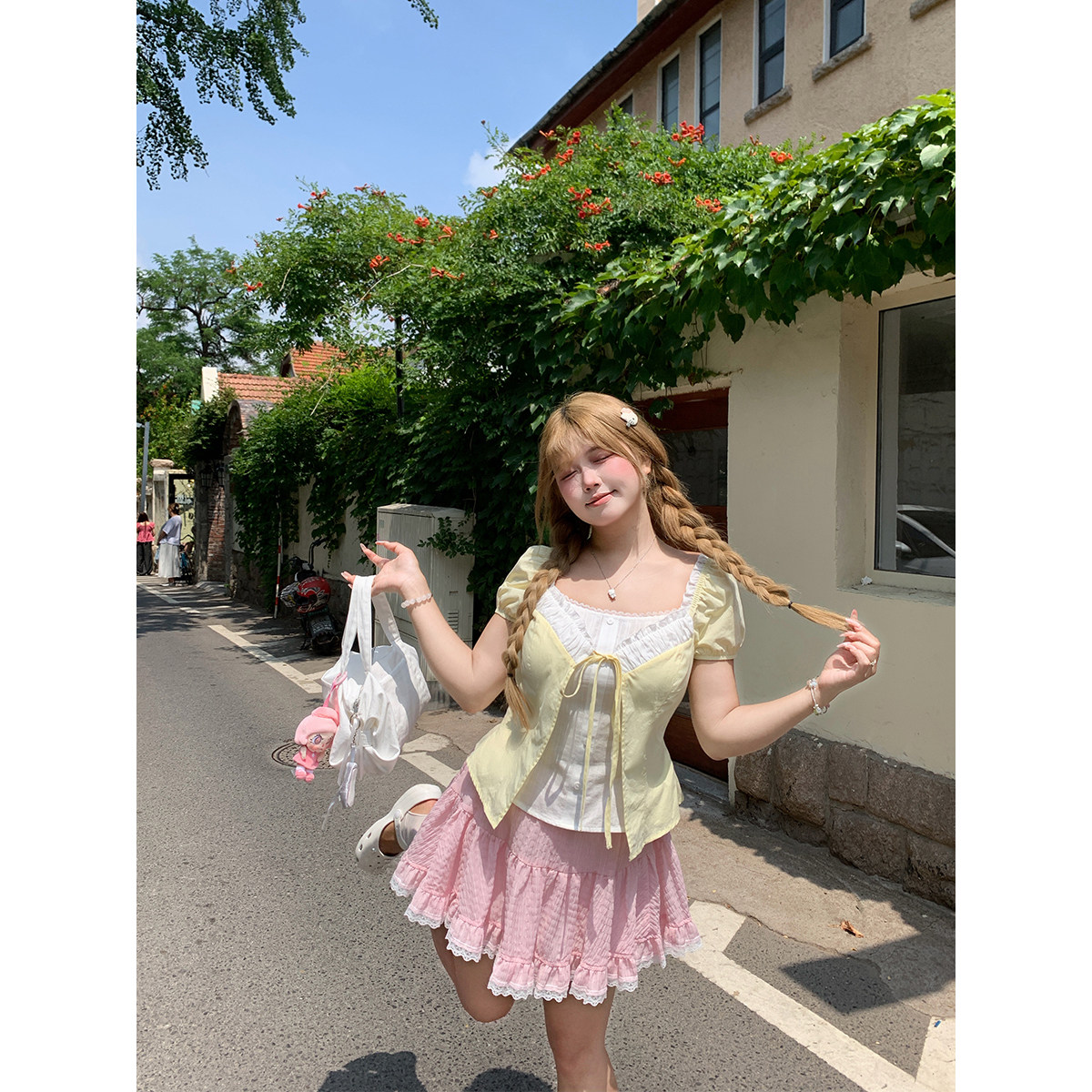 安妮不火 少女感假两件花边领绑带收腰衬衫女微胖大码甜美感上衣图片
