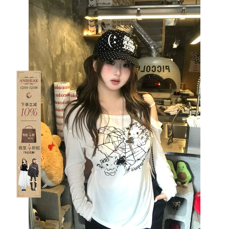 安妮不火 喵叽契约甜酷kitty印花露肩罩衫女微胖大码宽松显瘦上衣