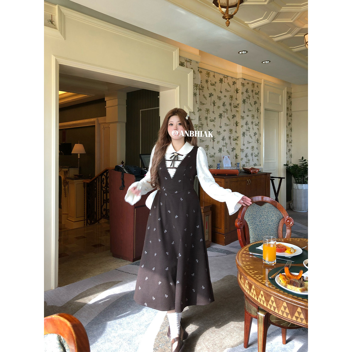 安妮不火 雪尼尔蕾丝拼接娃娃领连衣裙女微胖大码假两件气质裙子