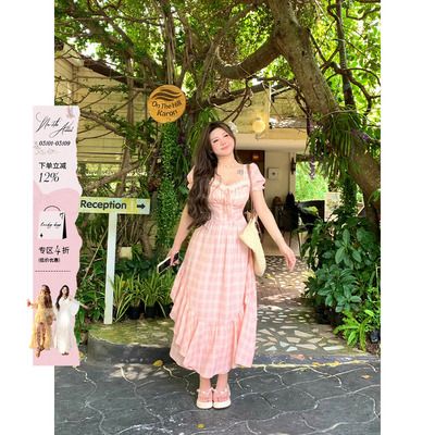 安妮不火南法温柔风格纹公主裙女2025夏季新款微胖大码格子连衣裙