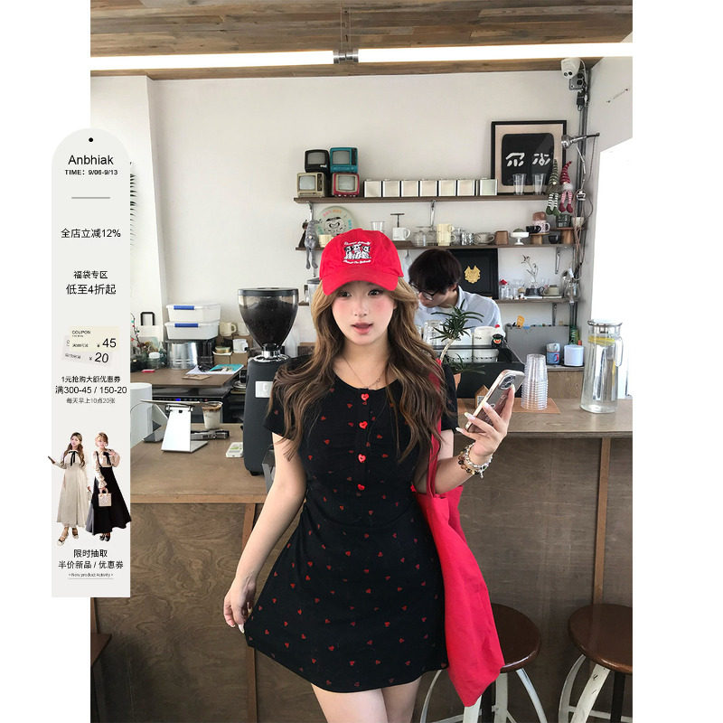 安妮不火恋语织物俏皮感桃心印花连衣裙女微胖大码收腰可爱小裙子图片